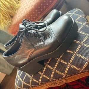 Vagabond Dioon black platform lace up leather oxfords sz 38 🥀